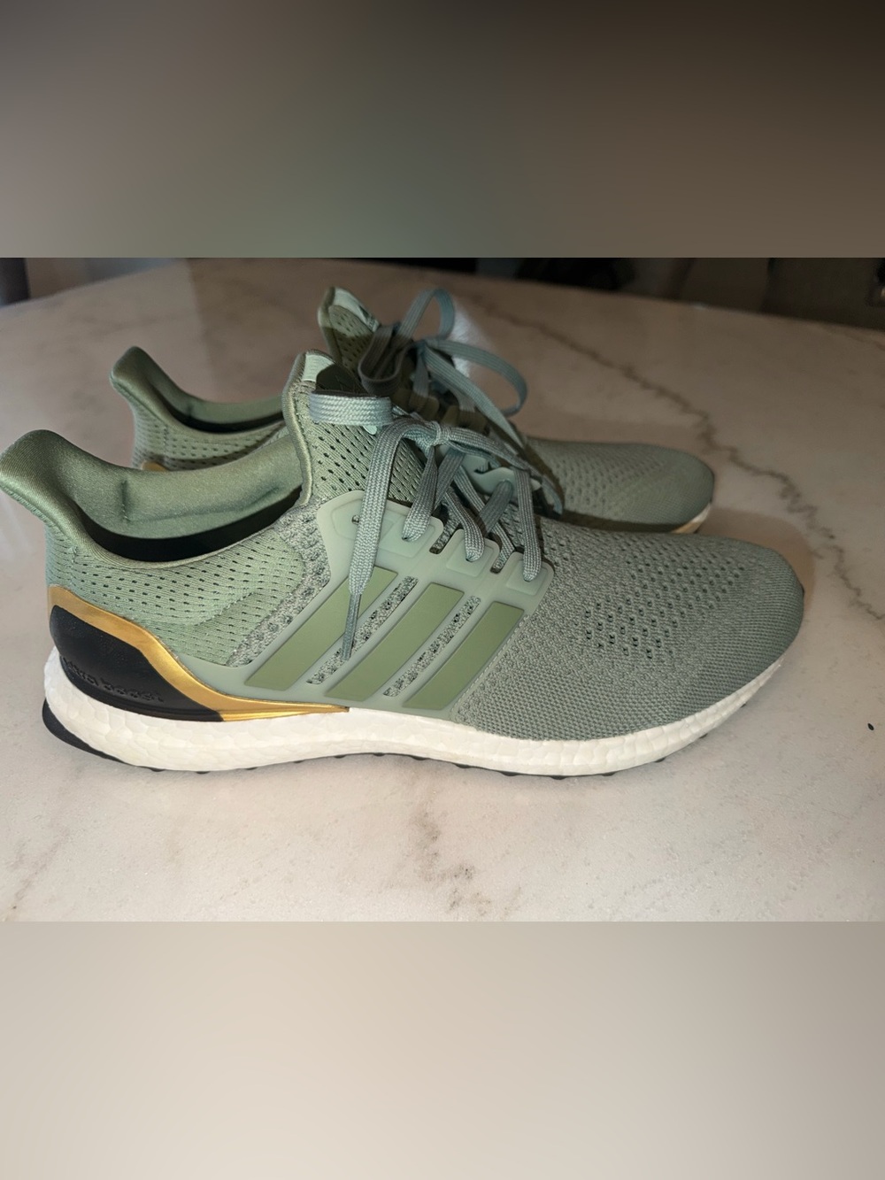 Adidas Men’s Size 11 Ultraboost Green Athletic Running Shoes